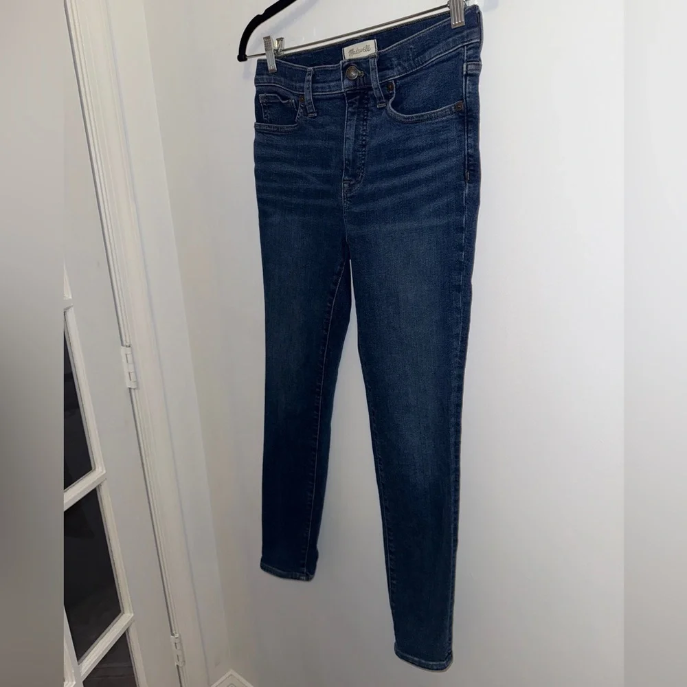 Madewell Women’s Dark Wash 9